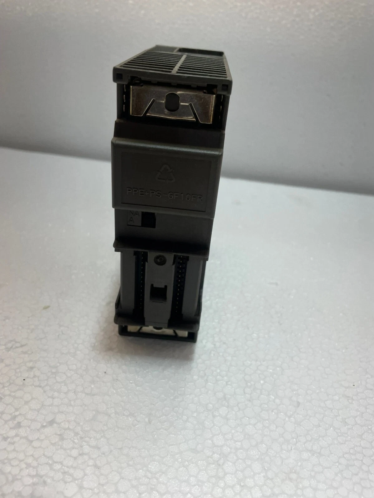 admin/uploads/uploads/siemens simatic s7-300 6es7-0a_4.webp